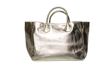 Load image into Gallery viewer, Beck Bags - Medium Classic Tote