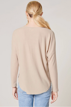 Load image into Gallery viewer, Slouchy V Neck Long Sleeve Top